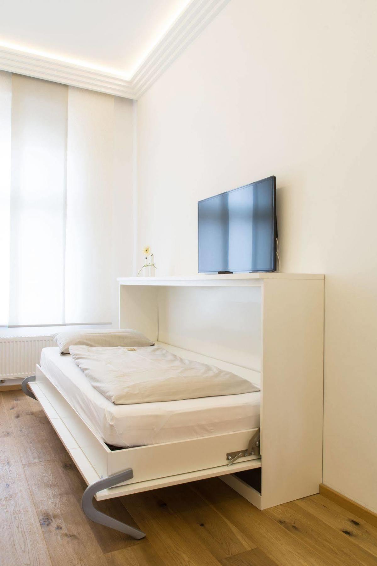Helvetia Suites Düsseldorf Esterno foto